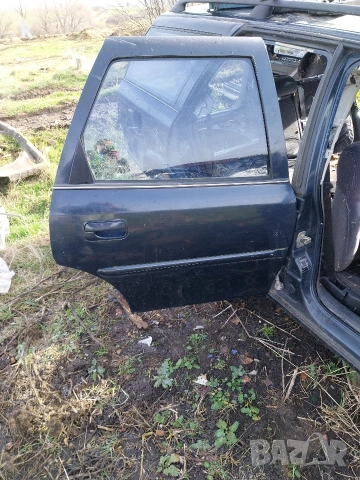 здравейте продавам задна дясна врата от Опел вектра б комби