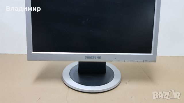 Монитор Samsung SyncMaster 710N, снимка 5 - Монитори - 45568725