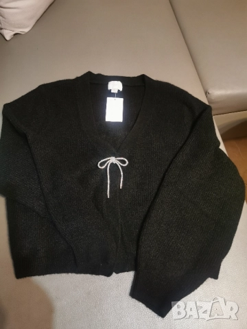 черна мека жилетка