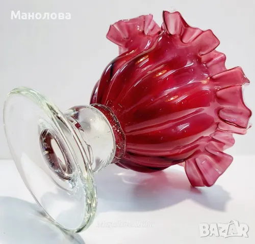 Бонбониера от ръчно издухано стъкло Cranberry glass., снимка 3 - Вази - 48021645