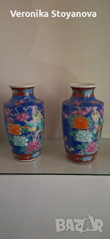 Две вази с китайски мотиви