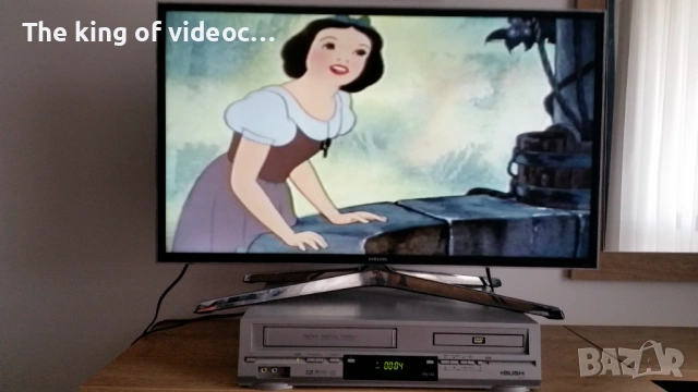 Видеокасета " Снежанка,Бъгс Бъни, Дафи Дък , Порки  VHS, снимка 3 - Други жанрове - 53401675