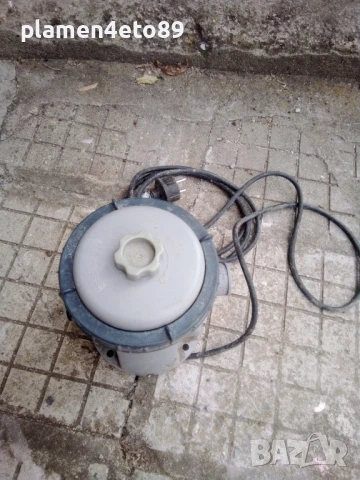 филтърна помпа за басейн , снимка 2 - Басейни и аксесоари - 50670138