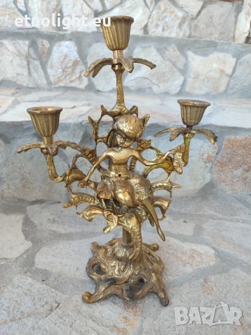 Старинни испански бронзови свещници с красиви орнаменти и фигурки херувими , снимка 2 - Декорация за дома - 51984462