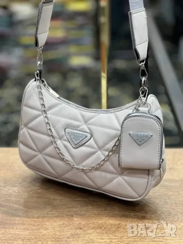 чанти prada milano , снимка 12 - Чанти - 48551320