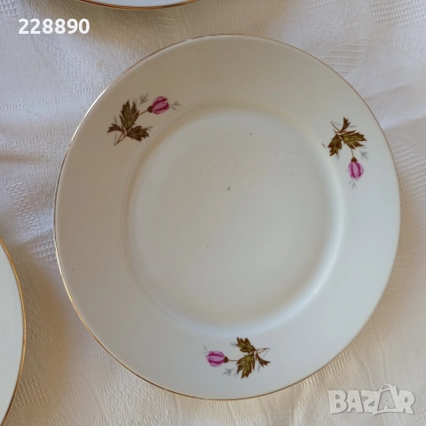 Български порцелан , снимка 7 - Антикварни и старинни предмети - 46727797