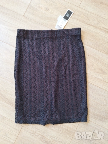 Елегантна пола с дантела, снимка 2 - Поли - 34025709