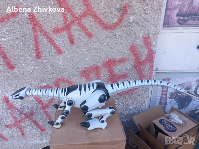 огромен механичен динозавър , снимка 3 - Колекции - 52073742