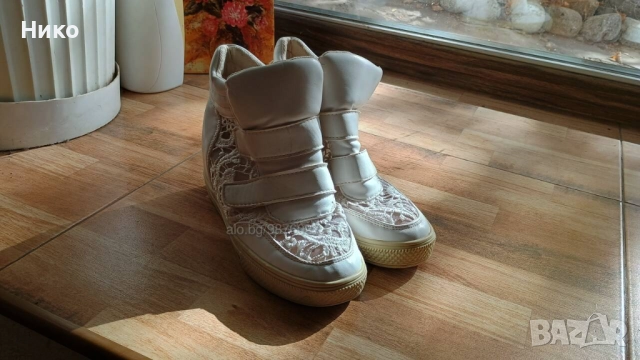 Дамски обувки с лепенка eu36