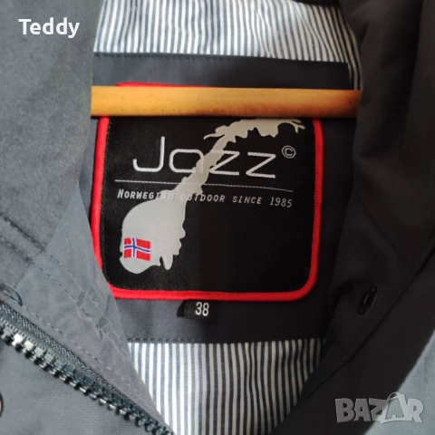 Марково яке/ветровка, водо- и ветроустойчива, Норвегия, размер M/38, снимка 4 - Якета - 52835353