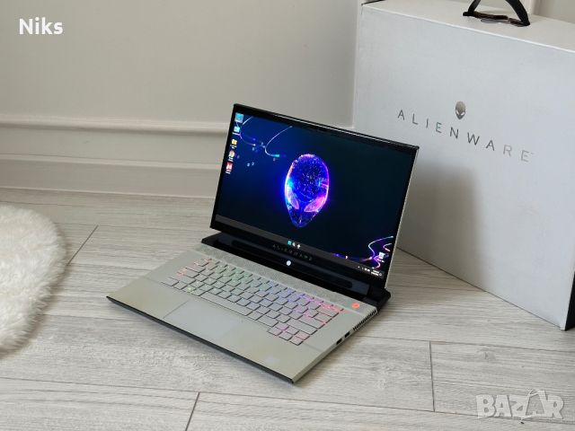 Alienware R2/RTX 2080 8GB/ i7 /16GB/ 2TB SSD/IPS 4K/ RGB TOBI, снимка 2 - Лаптопи за игри - 46416544