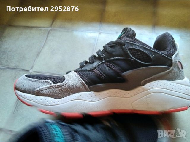 Дамски маратонки Adidas , снимка 3 - Кецове - 46651999