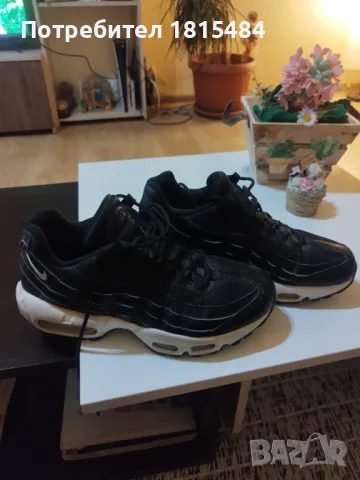 Маратонки Nike air max , снимка 2 - Маратонки - 47779439