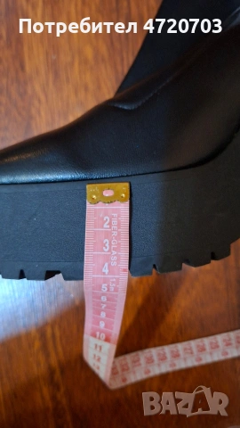 дамски черни боти от марката Stradivarius, снимка 8 - Дамски боти - 53477526