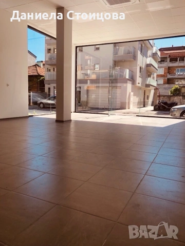 Под наем ъглово помещение, снимка 2 - Магазини - 53737661