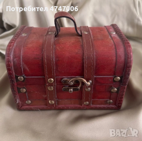 Кутия за бижута и аксесоари