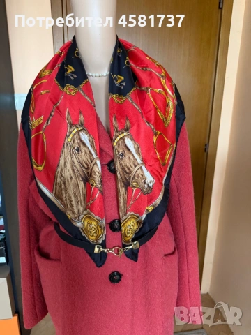 Копринен шал с десен коне, снимка 2 - Шалове - 51880148