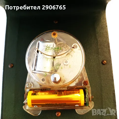 Часовник за бюро Kienzle automatik работещ, снимка 4 - Антикварни и старинни предмети - 47032816