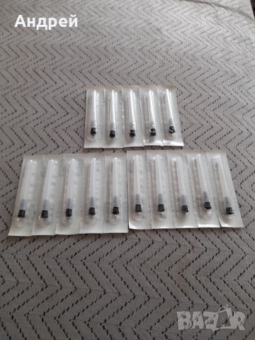 Стари игли за спринцовка Record