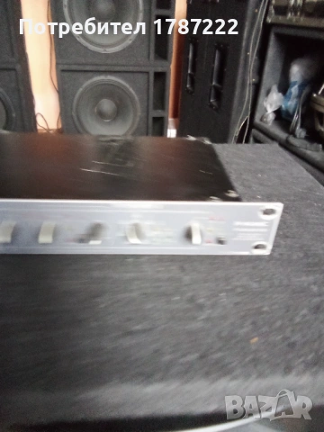 Кросовър-Phonic., снимка 2 - Ресийвъри, усилватели, смесителни пултове - 53398956