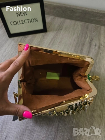 Нова жестока дамска чанта, снимка 4 - Чанти - 53069413