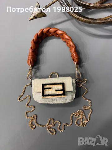 Fendi мини чанта, снимка 18 - Чанти - 46931051