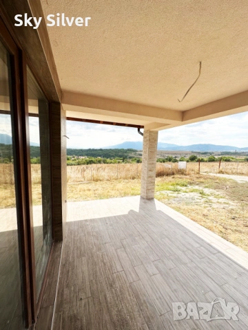 КЪЩА в Гурмазово (Божурище) 187м2, с Акт 16, Самостоятелен Двор 780м2, снимка 4 - Къщи - 53520474