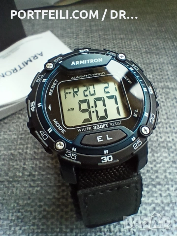 ARMITRON USA, син, чисто нов, супер подсветка и добра алтернатива на Casio