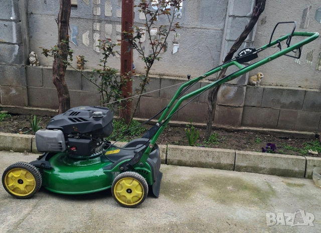 Самоходна бензинова косачка John Deere Мулчираща, ТОП състояние, снимка 2 - Градинска техника - 54059525
