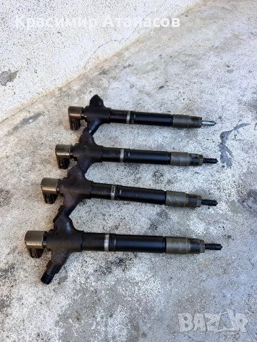 23670-0R100. Дюза за Тойота Авенсис T27. D-4D. 126кс. 2009-2015г