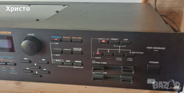 Roland Super JV1080, снимка 2 - Синтезатори - 45021970