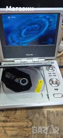 DVD Philips за кола, снимка 4 - Аксесоари и консумативи - 53778284