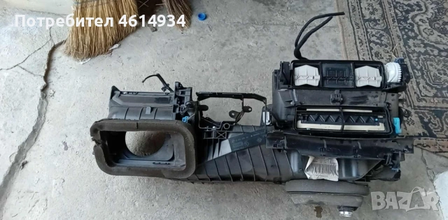 Кутия парно с моторчета за Сеат Толедо 1.6 бензин 102к.с 2005г