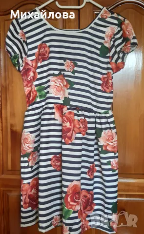 Рокля с цветя НОВО , снимка 2 - Детски рокли и поли - 47192719