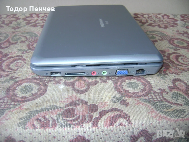 Medion Akoya E1210 - Intel Atom, 2 GB RAM, 160 GB HDD, снимка 5 - Лаптопи за дома - 53995242