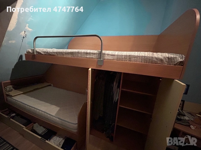 Подарявам комплект две единични легла и един гардероб., снимка 3 - Спални и легла - 53610689