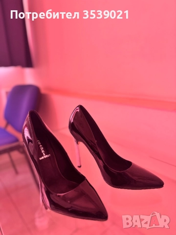 Чисто нови черни обувки Casadei размери 38,39 , снимка 4 - Дамски обувки на ток - 52837709