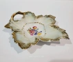 Баварска чинийка за дреболии (trinket dish)  във формата на листо, снимка 1