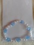 Ново!Две гривни със сини и бели камъчета и перлички, снимка 2