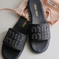 Дамски чехли Miu Miu, снимка 1 - Чехли - 45865452