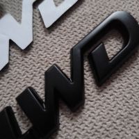 Черна метална релефна емблема 4WD за залепване на кола автомобил джип , снимка 2 - Аксесоари и консумативи - 45344715