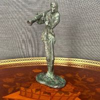 Месингова скулптура на музикант, снимка 1 - Статуетки - 45335308