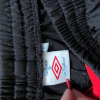 Мъжко футболни долнище Англия  Umbro , снимка 2 - Спортни дрехи, екипи - 45322608