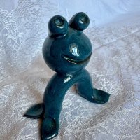 Керамична арт жаба, снимка 1 - Декорация за дома - 45010676