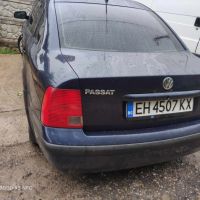 VW Passat 1.9, снимка 1 - Автомобили и джипове - 45569101