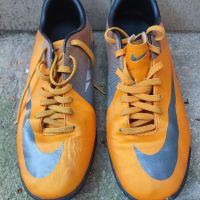 Бутонки Nike , снимка 1 - Спортни обувки - 45495930