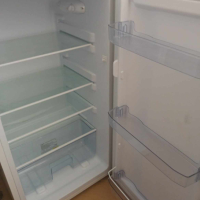 Продавам хладилник Hansa в отлично състояние, снимка 2 - Хладилници - 44941124