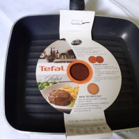 Нов комплект Tefal юбилеен тигани, снимка 8 - Съдове за готвене - 45380762