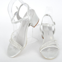 СЕЗОН'24! Ниски елегантни дамски сандали с широк ток - Два цвята, снимка 7 - Сандали - 44938534
