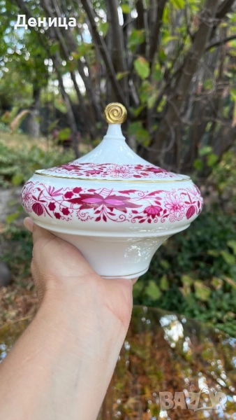 Edelstein Германия Елегантна бонбониера със стилна акцентираща дръжка Височина-16 см и диаметър -16 , снимка 1